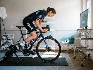 6 Reasons Every Indoor Cyclist Should Train With A Power Meter